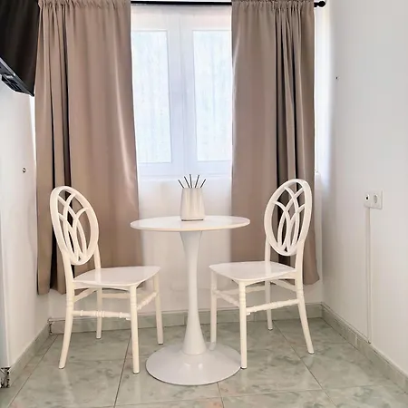Eraora Lofts & Kefalonia Apartment *